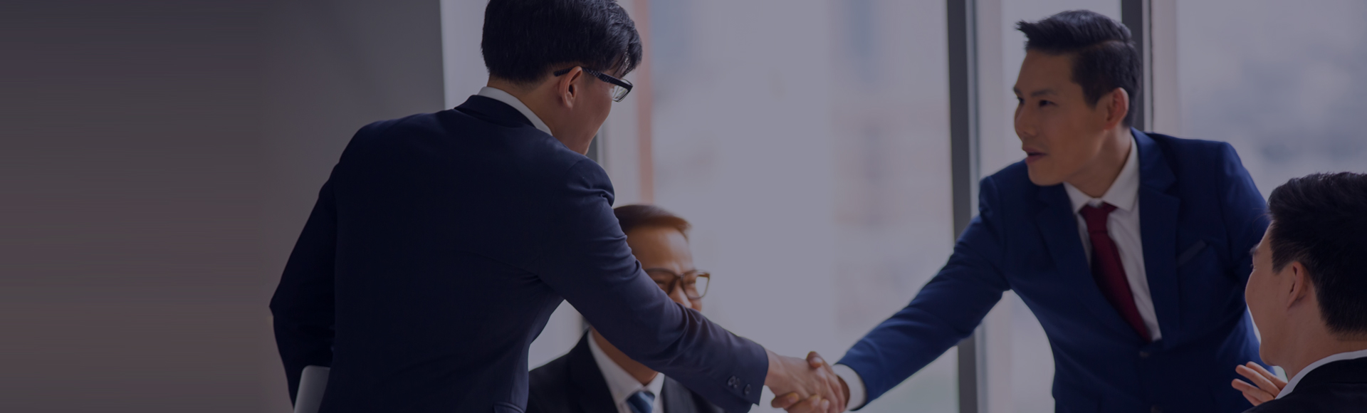 我们胸怀鸿鹄之志
希望以开放融合的心态，和你一起预见未来！
